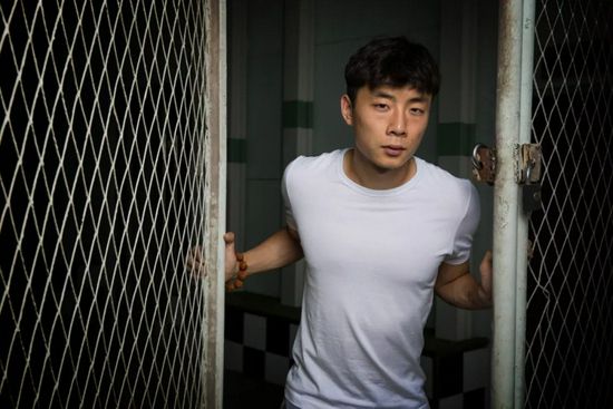 片如其名，带我们回溯百年前一大会议的开天辟地！黄轩、倪妮一众优质演员倾力加盟，力求立体、丰满、细腻地塑造人物